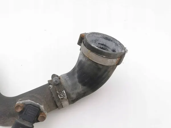 KIA Sportage 2017 Intercooler-Schlauch 393002B050 image 6