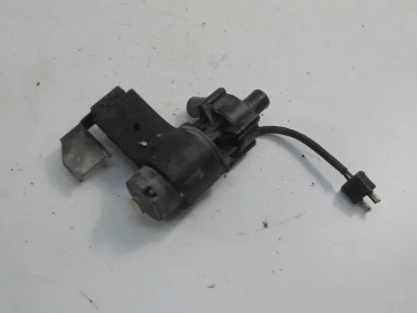 Mercedes vesipumppu OEM 1248301714 E W124:lle image 2
