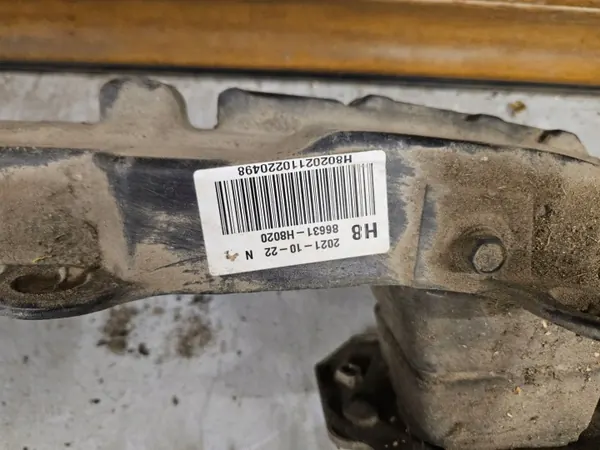 Reforço de para-choques traseiro Kia OEM 86631-H8020 image 4