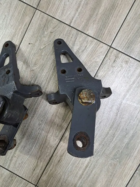 OEM 5010532764/66 Support Ressort Gauche/Droit Renault Premium image 4