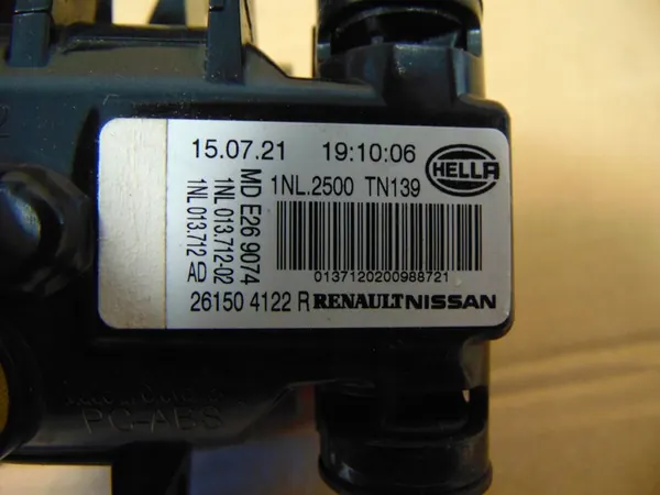 Halógeno Direito LED 261504122R Renault image 3