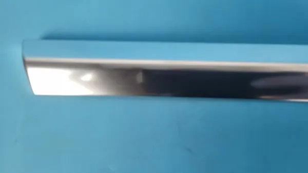 Mercedes EQE 350+ 23r Linker Achter Sierlijst OEM A2956731500 image 3