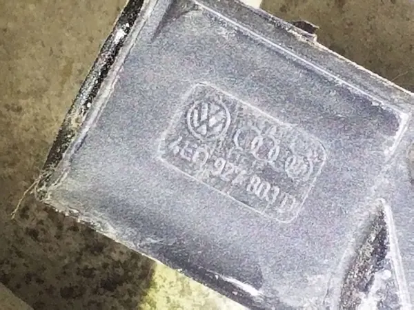 2008 Audi A4 S4 B8 8K Snodo posteriore 4E0927803D image 2