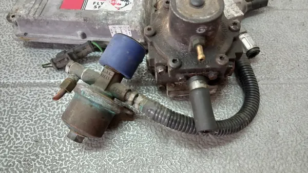 Kit GLP usado OEM 01 para Chevrolet Rezzo 1.6B image 3