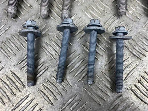 2022 Jeep Grand Cherokee WL Boulon excentrique avant FOB31488 image 8