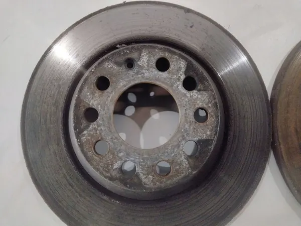 Disco de Freio Audi OE 4F0615601E image 2