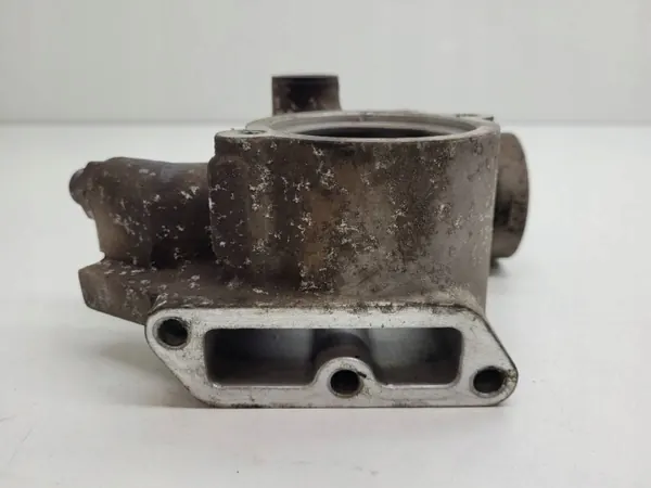 MAN TGL termostaatin kotelo OEM 51064043087 image 3