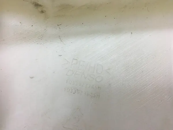 Ruitensproeiervloeistofreservoir CHEVROLET CORVETTE C6 10339237 image 3