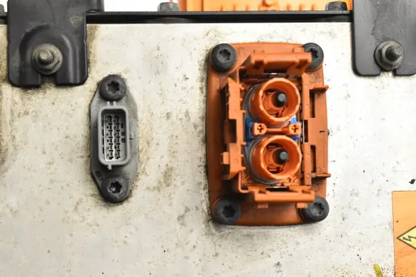Gebruikte hybride accu OEM BTAAE*1040 voor Dacia Jogger/Arkana image 8