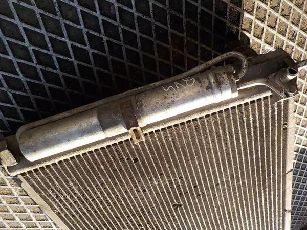 Radiador de agua Renault Modus OE 8200134606 image 2