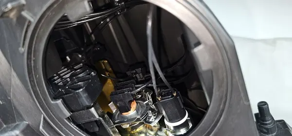 Farol Direito BMW OE 7259550 image 4