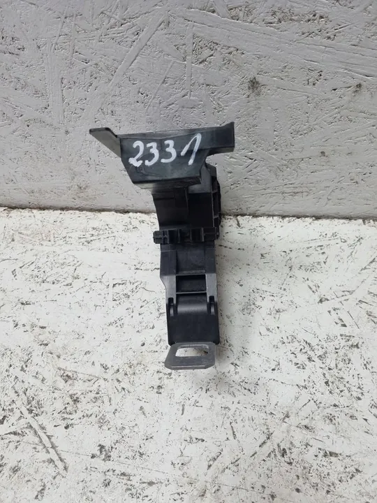 Mercedes-Benz C W206 2022 Panneau de montage de radiateur gauche OEM image 2