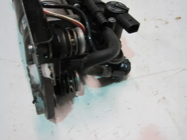 Bomba de suspensão BMW 6794465 - Peça OEM usada image 3