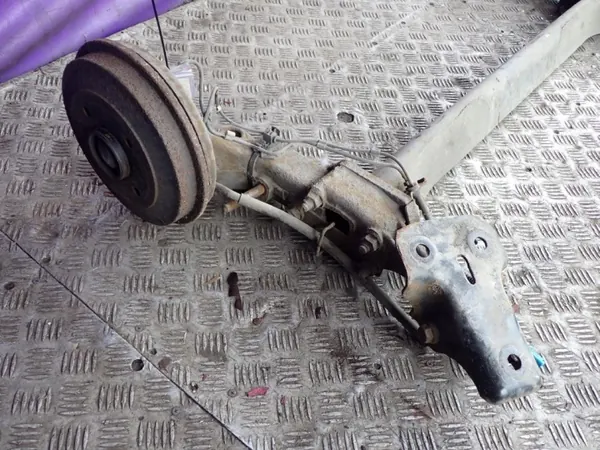 Viga eixo traseiro OEM Zawada-370434- Citroen C3 image 5