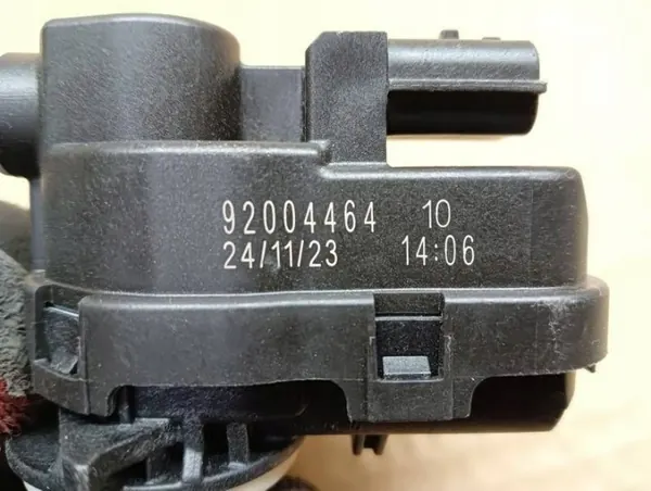 Motor ajuste farol dianteiro Suzuki Swift OEM 92004464 image 3