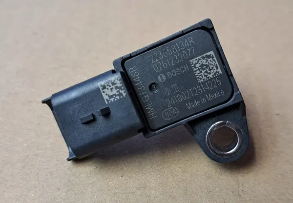 Pressure Sensor Renault Diesel 223658134R image 2