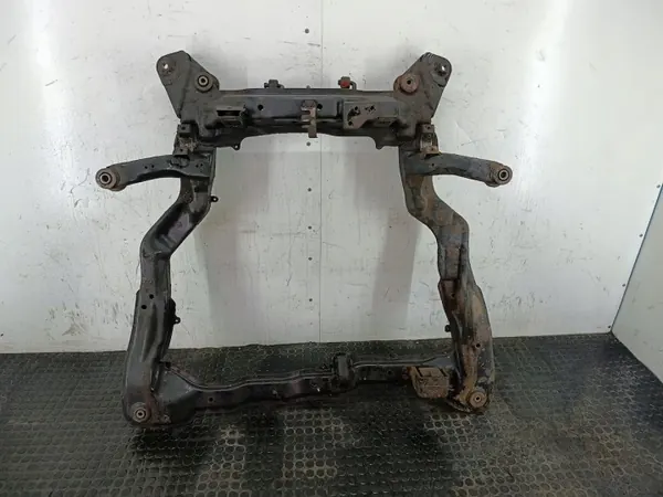 Etupalkki OEM WÓZEK,TRAWERS Kia Opirus 3.5 V6 image 2