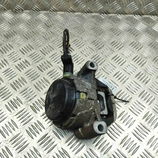 AUDI A6 4G C7 LIFT 2.0 TDI Moottorin Kiinnike 4G0199381NE image 3