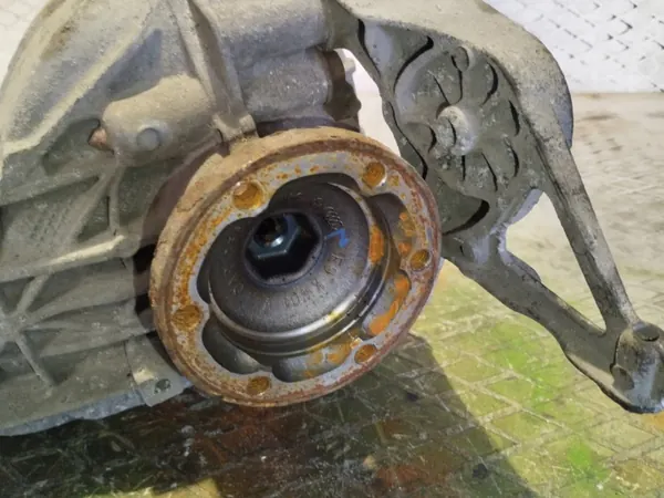 Audi A5 8T Sportback achterdifferentieel 0AR525053D image 3