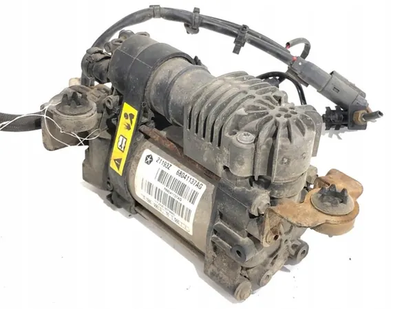 Suspension Compressor 68041137AG image 4