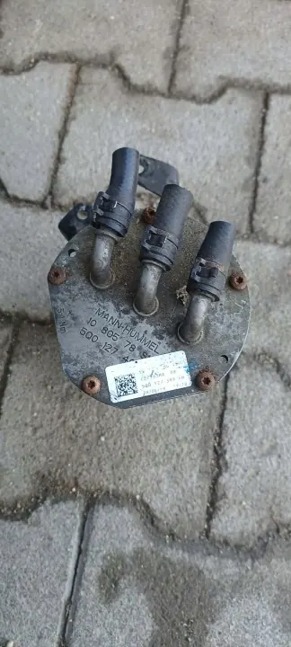 Caja Filtro Combustible VW Passat B8 OEM 5Q0127399FM image 5