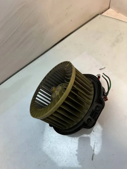 Volvo OE 6820812 Ventilador de Aquecimento image 3