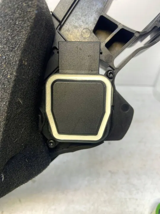 Gasreglagepotentiometer OEM A1713000104 Mercedes image 8
