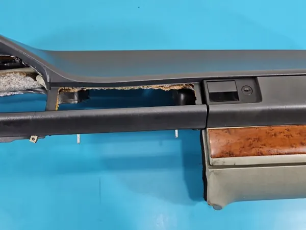 OEM IMPRK1537671 Dashboard Console Mercedes 124 image 5