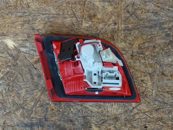 LÁMPARA LED TRASERA DERECHA AUDI A3 8P4 5D SPORTBACK LIFT image 3