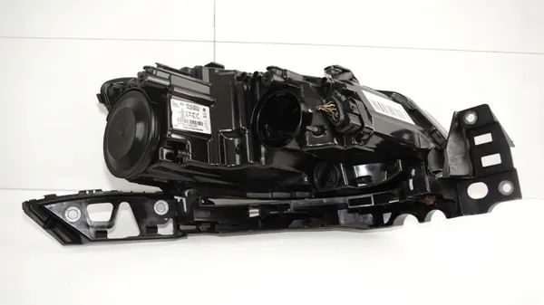 Farol dianteiro esquerdo OEM 360149140 VW Polo 6R image 8