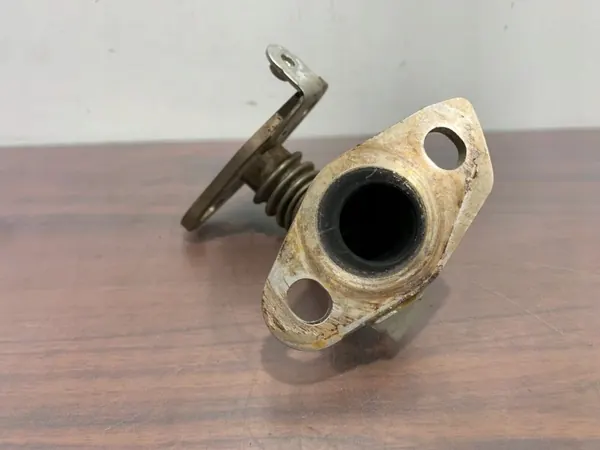 Mitsubishi OE EGR-pijp OEM FBZ28347 - Gebruikt image 6