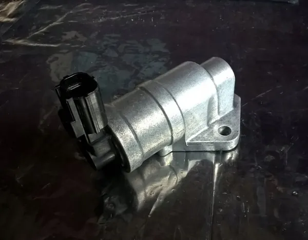 Ford OE Tyhjäkäyntiventtiili 1S7G-9F715 image 3