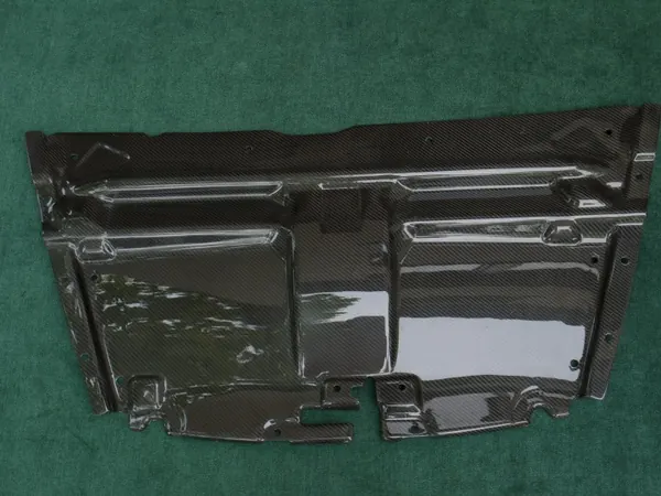 Cache supérieur radiateur OEM 8D33-8136-AC Aston Martin DBS image 2