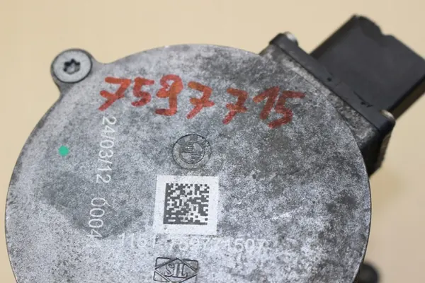 BMW 5 F10 2.0i Elektrisk Vattenpump 7597715 image 6