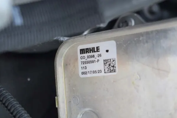 Refroidisseur d'huile OEM 11428580414 pour BMW X3 X4 image 10