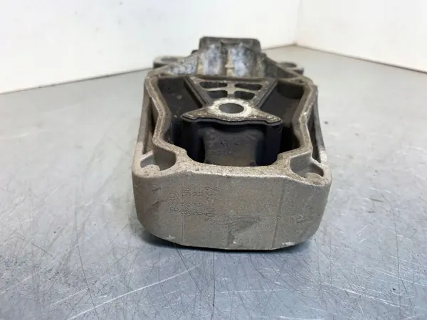 Mercedes-Benz vaihteiston tyyny OEM A2462401209 image 3