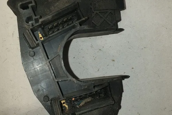 Ford Mondeo II Turnier 2.0L Manetki 1997 OEM 93AG13350AC image 2