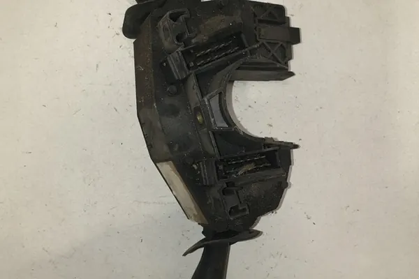 Ford Mondeo II Turnier 2.0L Manetki 1997 OEM 93AG13350AC image 7