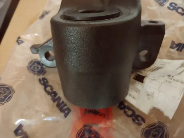 Suporte de mola Scania OEM 2474647 - Usado image 4