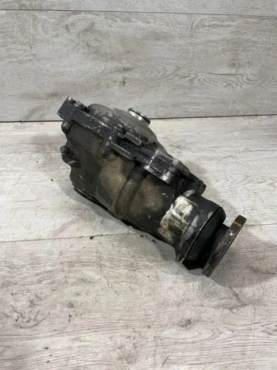 Voorreductor BMW 3 (E90) 7533433 2.0L Diesel image 2