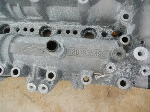 Tampa de Válvula IVECO DAILY 2.3hpi image 2