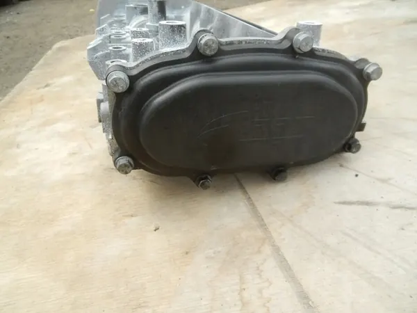 Tampa de Válvula IVECO DAILY 2.3hpi image 5