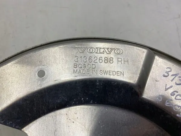Scudo freno anteriore destro OE 31362688 Volvo S60 III V60 II image 5