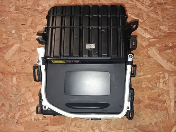 Bac de charge sans fil Lexus NX II OEM 5881178050 image 2
