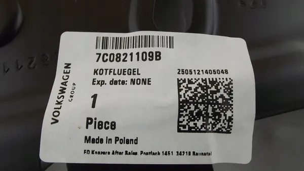 VW Crafter II Främre Vänster Skärm Fäste 7C0821109B image 4