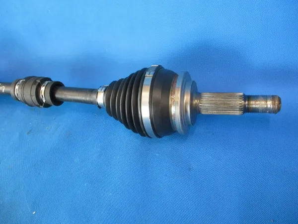 Fram vänster axel Lexus LBX DY58L image 3