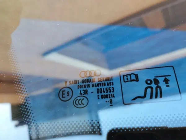 Audi OE Bakkarossglas OEM 43R004553 - Begagnad image 7
