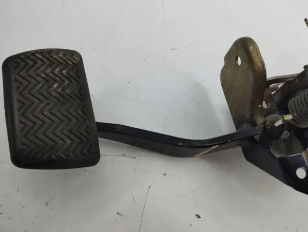 Bremspedal Lexus NX OEM AMD100585 - Gebraucht image 4