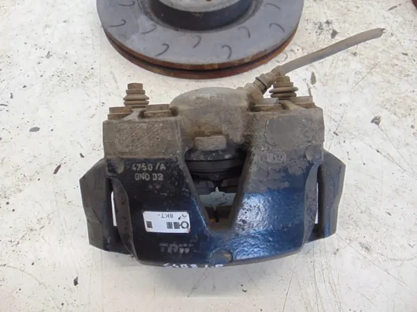 Jarrujousimet edessä Audi S4 S5 B8 OEM 15846216977 image 7