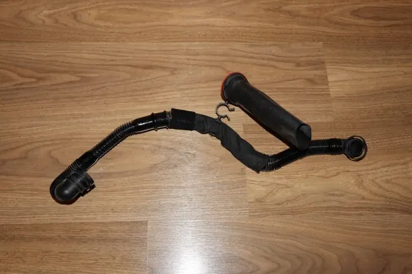 Manguera de conexión OEM 1K0131149H - Audi OE usado image 2